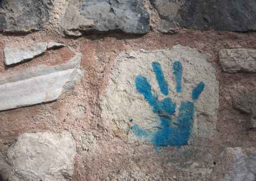 Istanbul, Mauer, Steine, blaue Hand, Abdruck